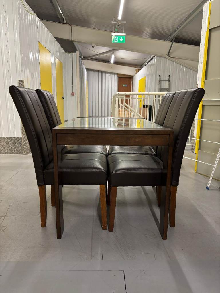 Dining table and 4 chairs
