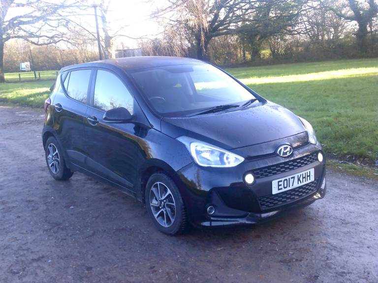 2017 HYUNDAI i10 PREMUIM - MOT DECEMBER 2026 - FSH - ONLY £20 ROAD TAX
