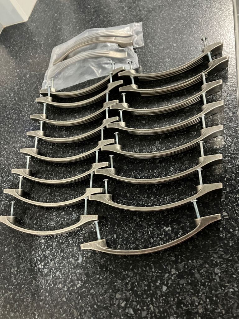 WREN handles and fixings 