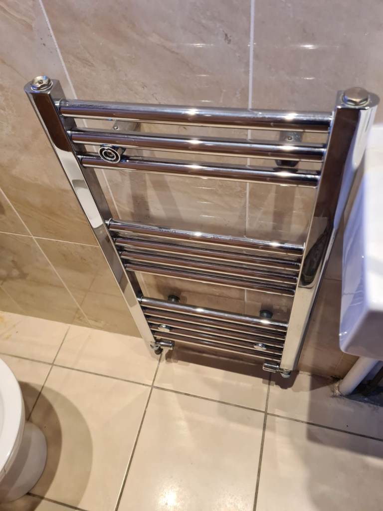 400mm x 760mm Chrome Bathroom Heated Towel Rail Radiator - Towel Warmer