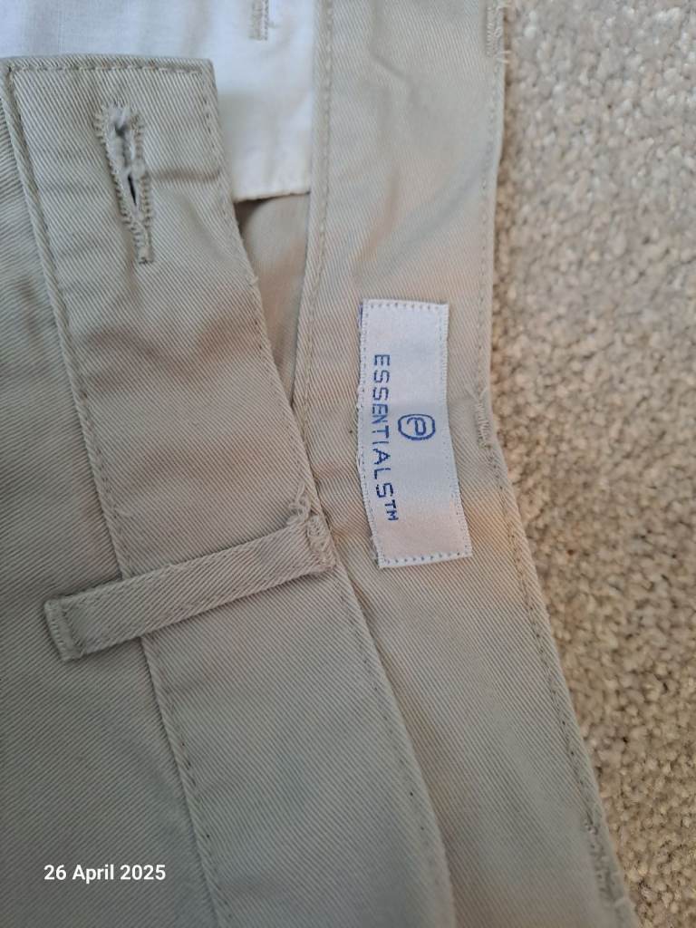 Gents primark chino trousers,  light beige,  32inch waist 29inch leg 