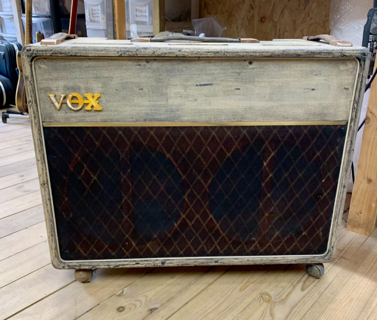 Very Rare 1961 JMI Vox AC-15/4 Twin speaker Fawn Rexine Guitar Combo