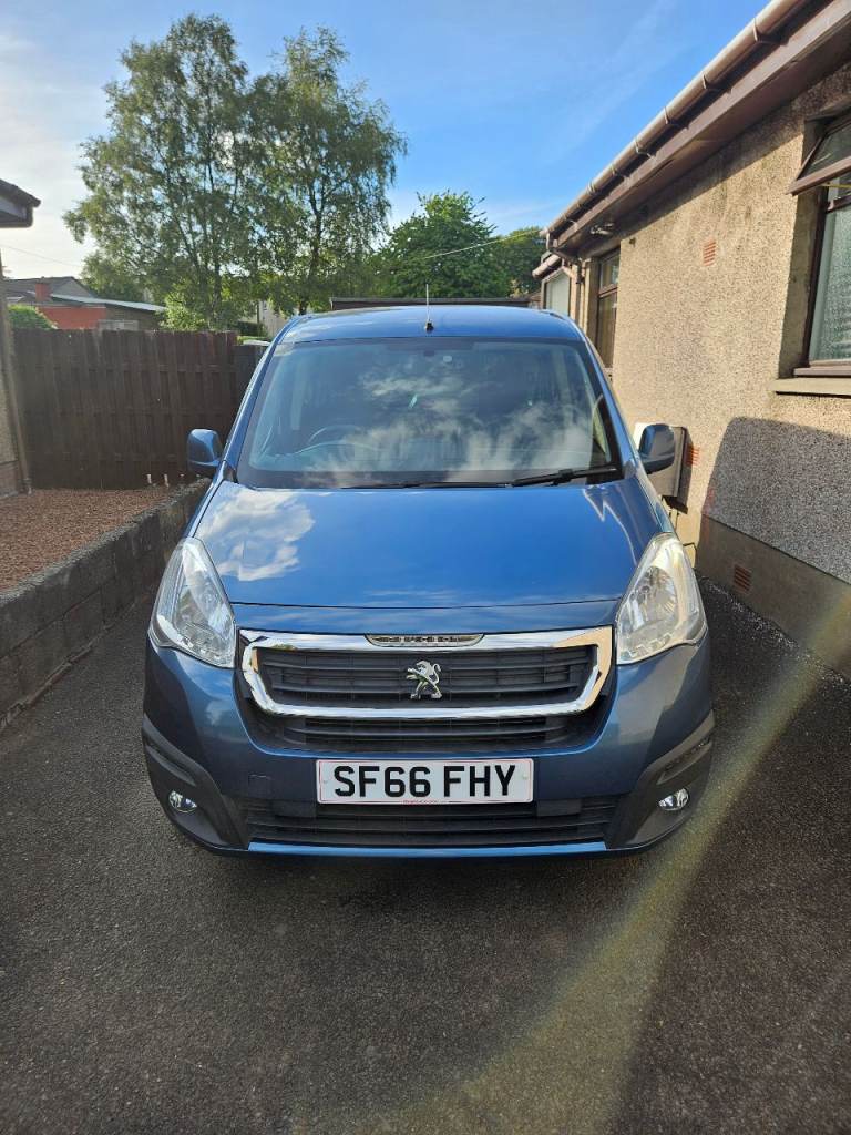 Peugeot, PARTNER TEPEE, MPV, 2016, Semi-Auto, 1560 (cc), 5 doors
