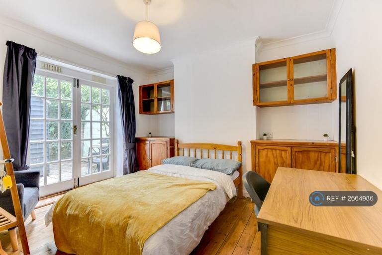 6 bedroom house in Baden Road, Brighton, BN2 (6 bed) (#2664986)