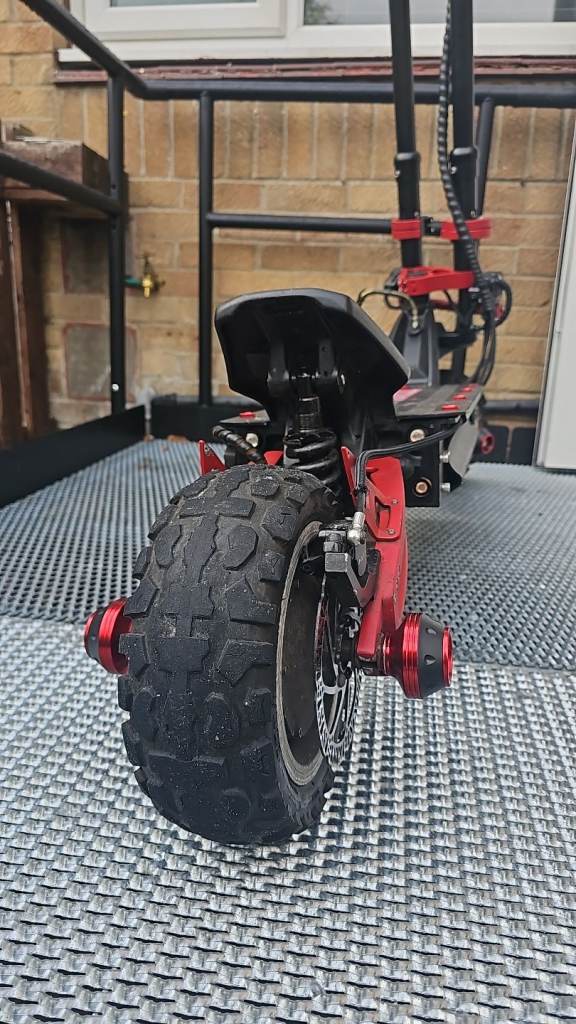Zero 11X Electric Scooter – Powerful, Good Condition
