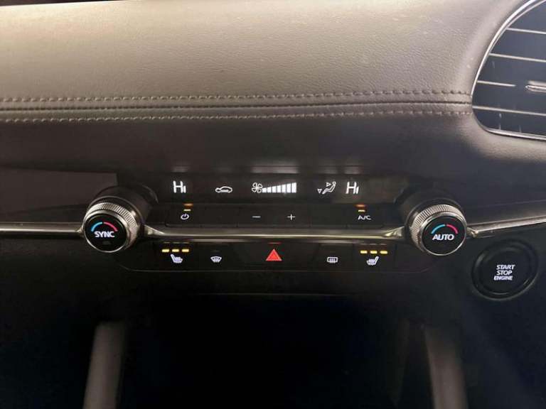 2022 Mazda Mazda3 2.0 e-SKYACTIV-X MHEV SE-L Lux Hatchback 5dr Petrol Manual Euro 6 (s/s) (18 Hat...