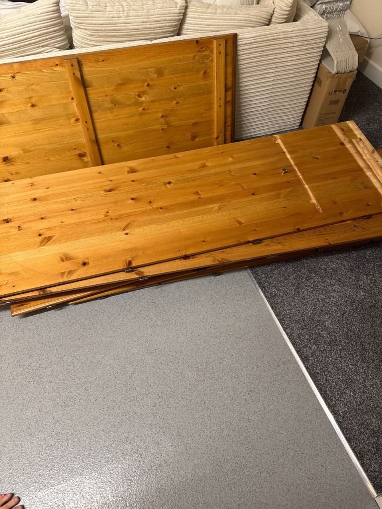 Free wood from wardrobe, Good Condition