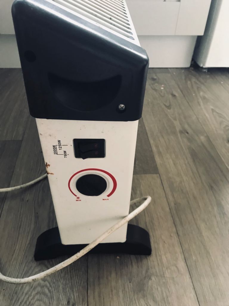 White Electric Heater with Thermostat and Power Settings