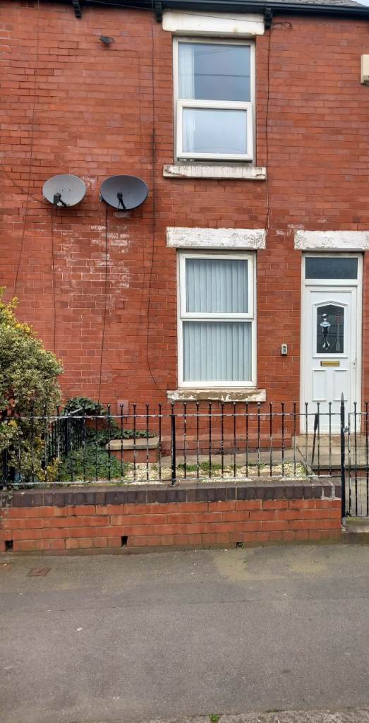 2 Bedroom House, Near Meadowhall, Sheffield 