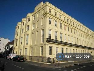 2 bedroom flat in Brunswick Terrace, Hove, BN3 (2 bed) (#2804659)