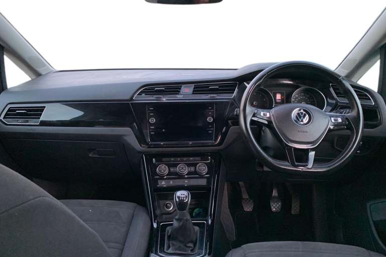 2020 Volkswagen Touran 1.5 TSI EVO SEL 5dr MPV PETROL Manual