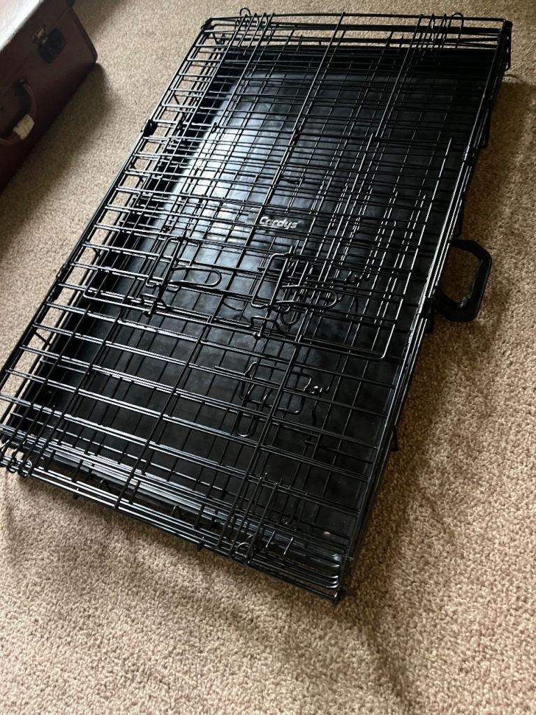 2 dog crates 76cm L 45cm W 52cm H