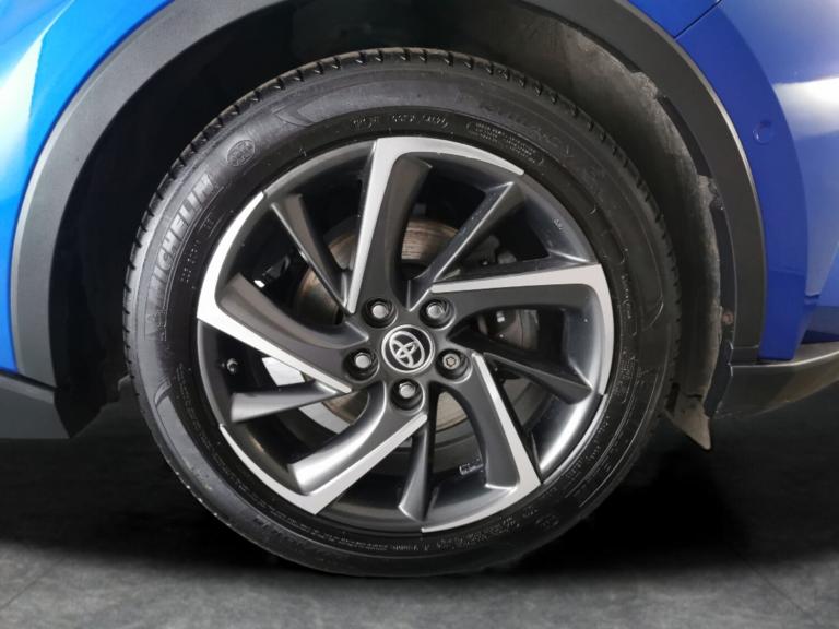 2020 Toyota C-HR 1.8 Hybrid Dynamic 5dr CVT HATCHBACK PETROL/ELECTRIC Automatic