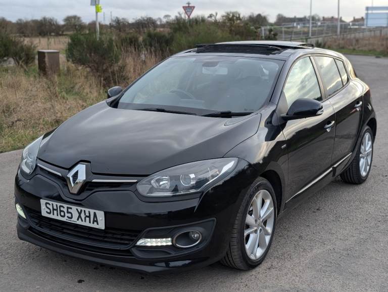 Renault Megan 1.5 Diesel Ulez £20 Tax Ulez Panoramic Roof 2 keys