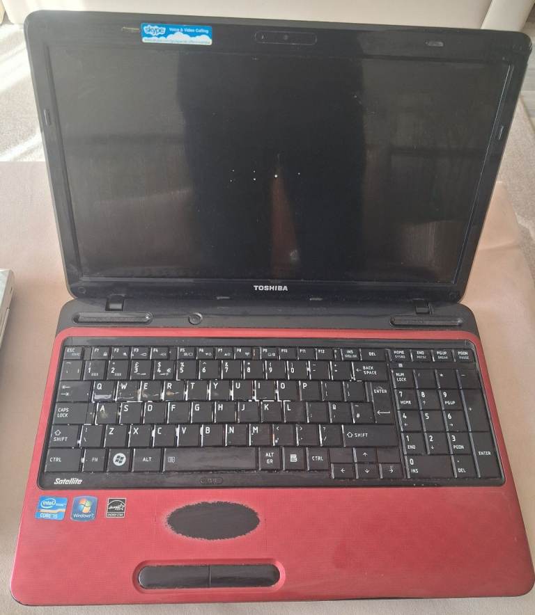 Toshiba Satellite Laptop – Not Working – For Parts/Repair
