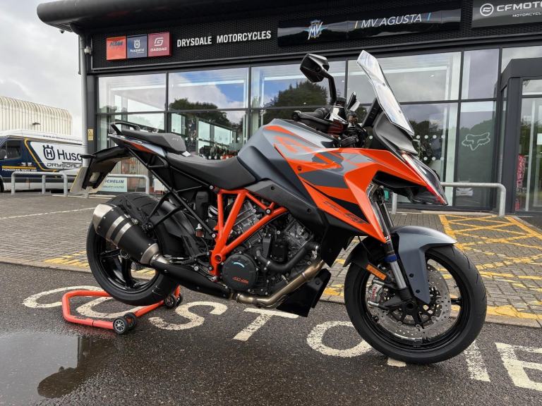 BRAND NEW KTM 1290 Superduke GT