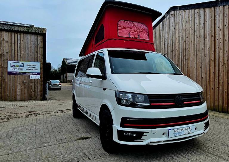 T6 Transporter T28 HiLine 2018 pop top camper 45k LWB 