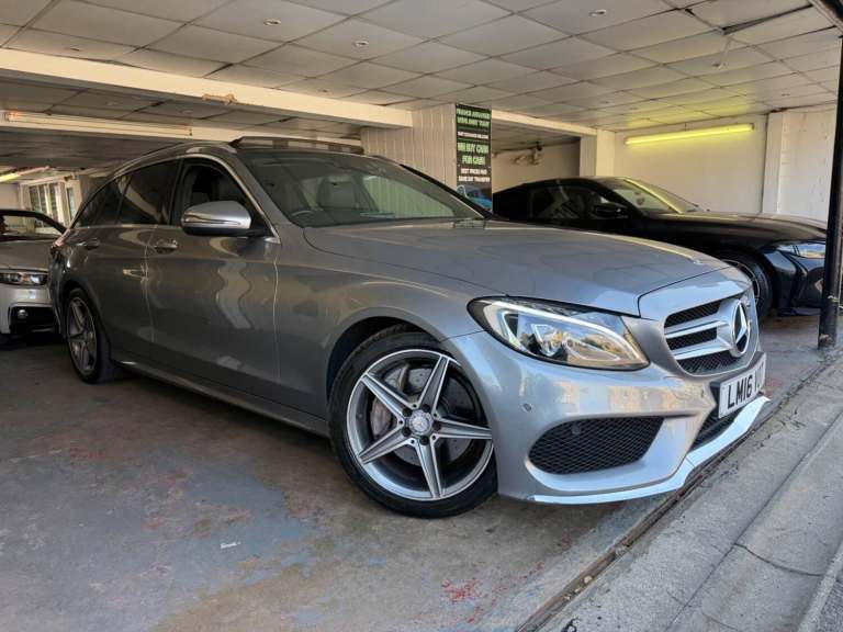 Mercedes-Benz C Class 2.1 C250d AMG Line (Premium Plus) 7G-Tronic+ Euro 6 (s/s) 5dr Diesel Automatic