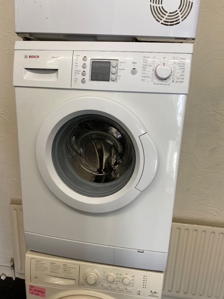 🚚✅WHITE BOSCH FULLY CLEANED AND TESTED WASHING MACHINE £125 DELIVERY AVAILABLE 