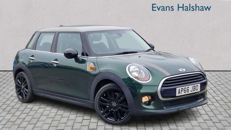 2017 MINI Hatch 1.5 Cooper Seven 5dr Auto Hatchback Petrol Automatic