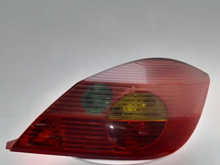 Vauxhall Tigra Tail Light Rear Lamp O/S 2004-2009 2 Door Convertible Rh