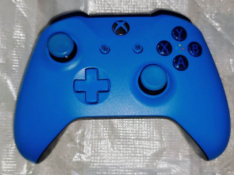 image for Xbox One Official Blue Controller 