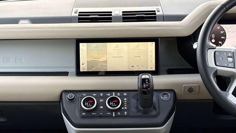 2023 Land Rover Defender 3.0 D250 X-Dynamic SE 110 5dr Auto SUV Diesel Automatic