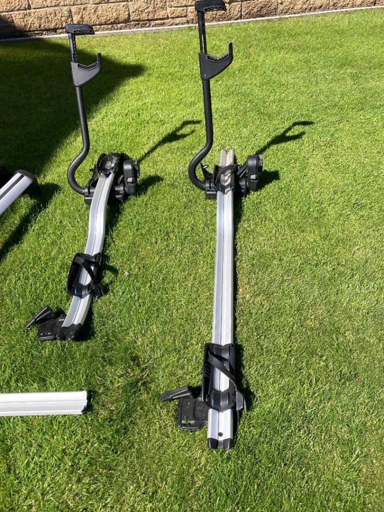 Bike Carriers & Roof Bars & 2 Thule/ BMW Cycle Carriers BMW Gen Items