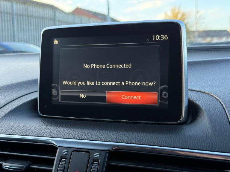 MAZDA MAZDA3 2.2 SKYACTIV-D Sport Nav 2015