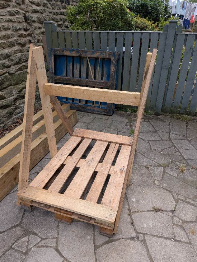 Wooden Log Store / Pallet Rack - Good Condition