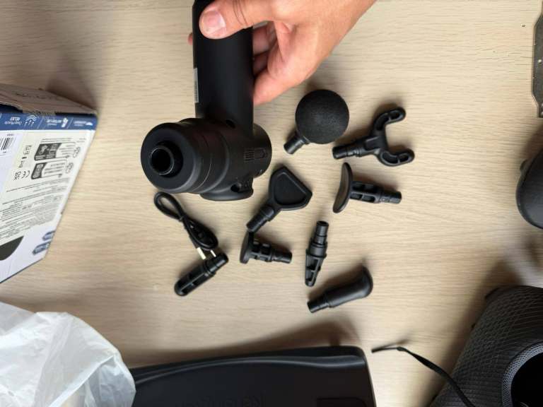 Deep Tissue Therapy Mini Massager with 6 Heads – Black, Like New