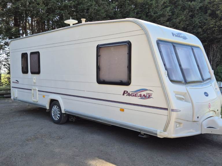 bailey pageant series 5 2006 5 berth caravan , mover , awning , separate shower