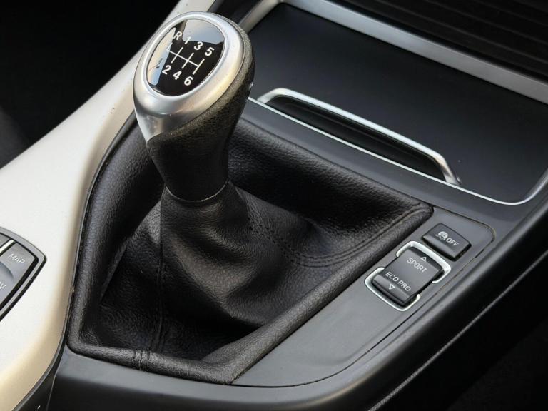 2018 BMW 1 Series 1.5 118i SE Euro 6 (s/s) 5dr HATCHBACK Petrol Manual