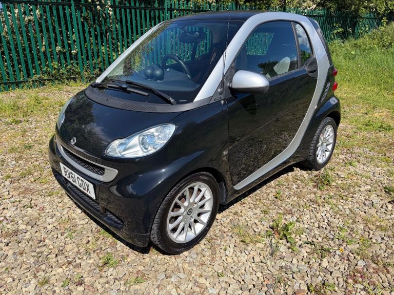 2011 smart fortwo Passion mhd 2dr Softouch Auto [2010] COUPE Petrol Automatic