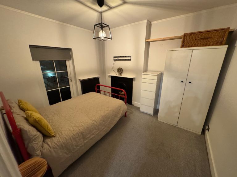 3 bed house exchange 