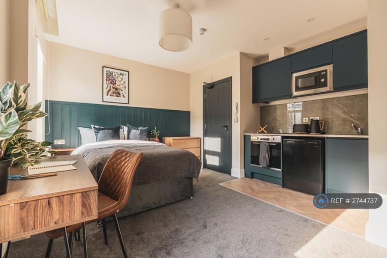 1 bedroom in Charnwood Street, Derby, DE1 (#2744737)