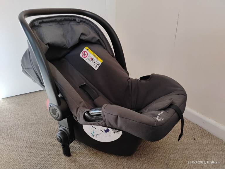 Cosatto Infant Car Seat – Unused – Grey – £25