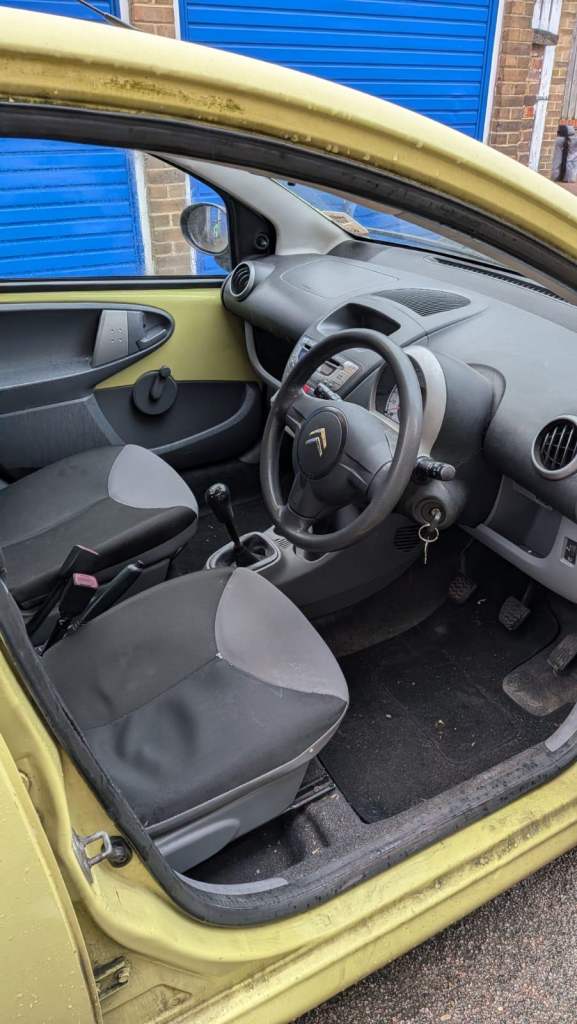 Citroen, C1, Hatchback, 2006, Manual, 998 (cc), 5 doors - Yellow