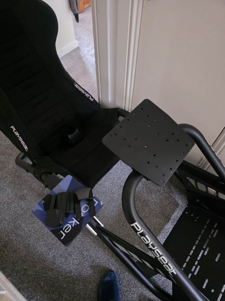 Play seat trophy ps5/xbox/pc racing seat