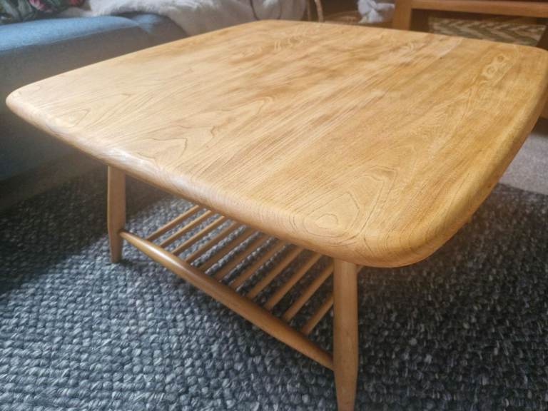 Wooden ercol Coffee Table with Storage Shelf – Good Condition
