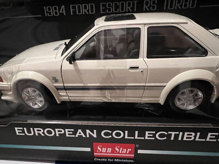 Ford RS Turbo Escort 1:18th model car white - Brand spanking new