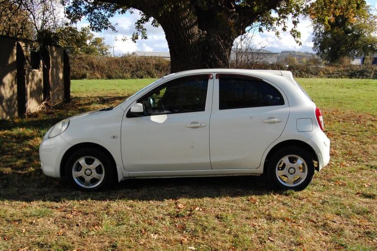 NISSAN MICRA MARCH White Auto Petrol 2010