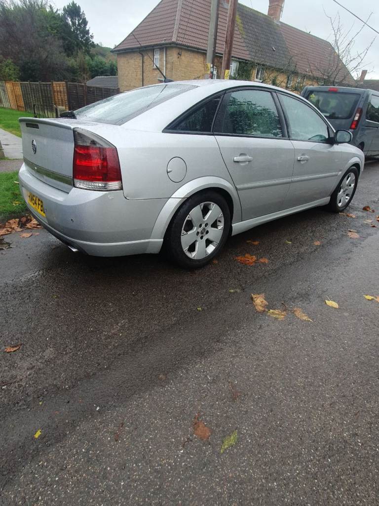 Vauxhall, VECTRA, Hatchback, 2004, Other, 2958 (cc), 5 doors