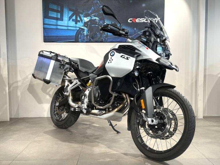 BMW F900GS ADVENTURE 2024 - FULL BMW SERVICE HISTORY - SUPERB CONDITION