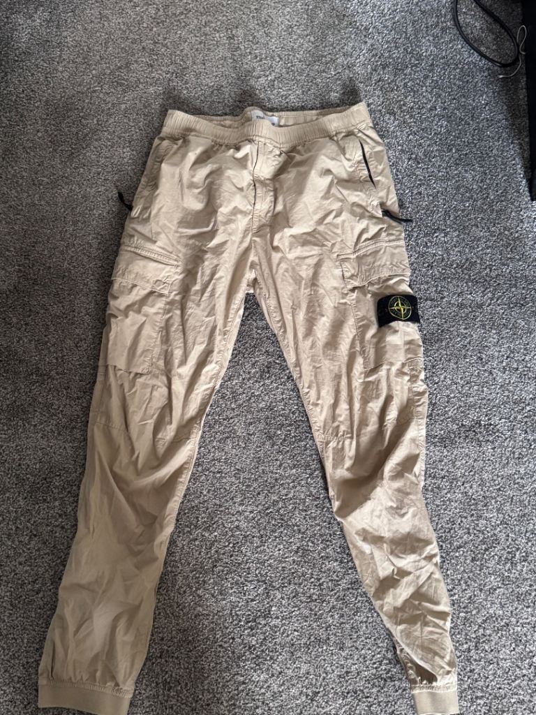 Men’s stone island cargo trousers