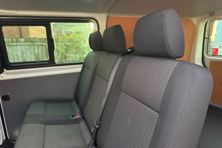 2024 Volkswagen Transporter 2.0 TDI 150 Highline Kombi Van DSG WINDOW VAN DIESEL Automatic