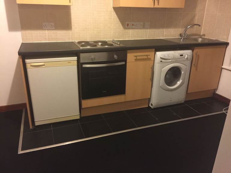 Studio flat - Shirley - BILLS INC - Available NOW