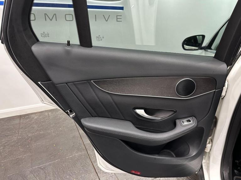 2019 Mercedes-Benz GLC GLC 220d 4Matic AMG Line 5dr 9G-Tronic ESTATE DIESEL Automatic