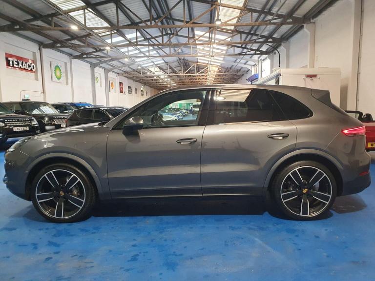 2019 Porsche Cayenne 3.0T V6 TiptronicS 4WD Euro 6 (s/s) 5dr ESTATE Petrol Automatic