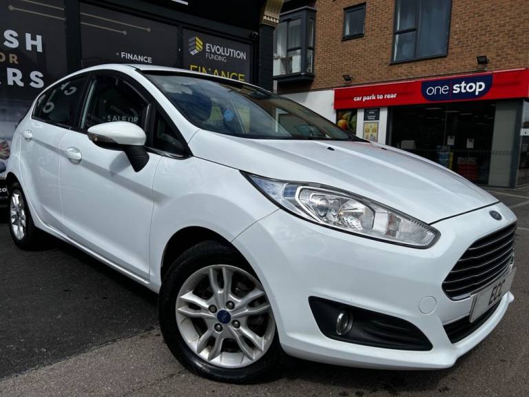 2014 Ford Fiesta 1.25 Zetec Euro 5 5dr Hatchback Petrol Manual
